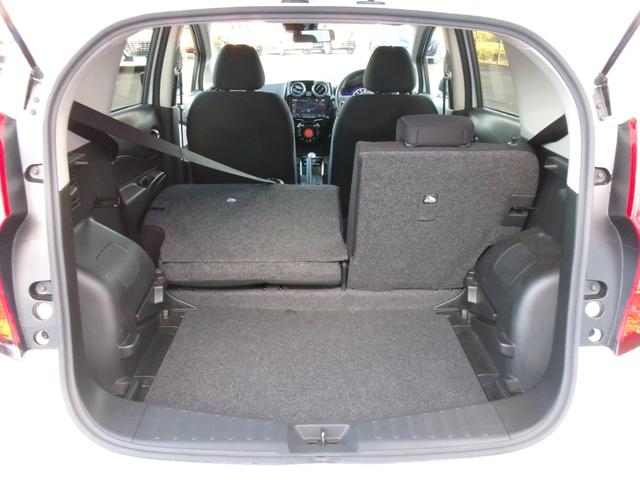 ノート ｅ－パワー　Ｘ　シーギア　ツーリングパッケージ装着車　ＡＬＰＩＮＥナビ　バックカメラ　ＥＴＣ　社外ドライブレコーダー　衝突軽減ブレーキ　踏み間違い防止　車線逸脱警報　ＬＥＤヘッドランプ　フォグランプ　オートライト　オートエアコン　インテリジェントキー（29枚目）