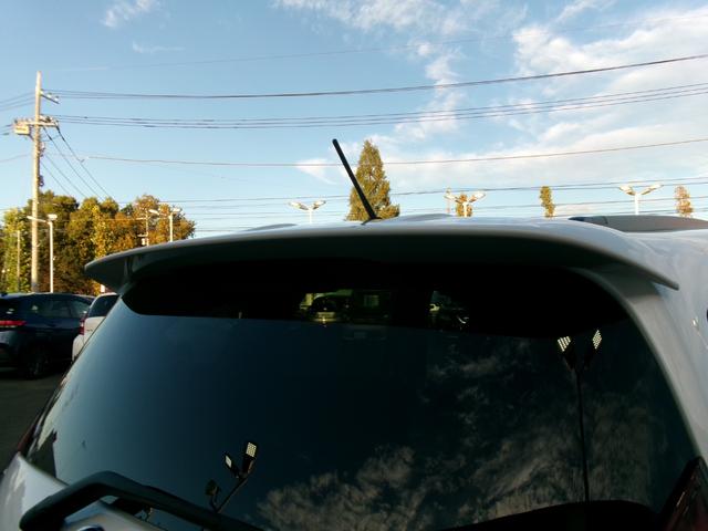 ノート ｅ－パワー　Ｘ　シーギア　ツーリングパッケージ装着車　ＡＬＰＩＮＥナビ　バックカメラ　ＥＴＣ　社外ドライブレコーダー　衝突軽減ブレーキ　踏み間違い防止　車線逸脱警報　ＬＥＤヘッドランプ　フォグランプ　オートライト　オートエアコン　インテリジェントキー（30枚目）