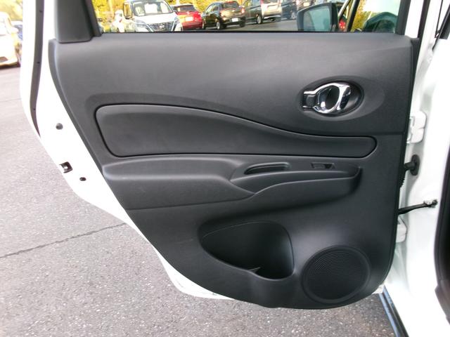 ノート ｅ－パワー　Ｘ　シーギア　ツーリングパッケージ装着車　ＡＬＰＩＮＥナビ　バックカメラ　ＥＴＣ　社外ドライブレコーダー　衝突軽減ブレーキ　踏み間違い防止　車線逸脱警報　ＬＥＤヘッドランプ　フォグランプ　オートライト　オートエアコン　インテリジェントキー（40枚目）