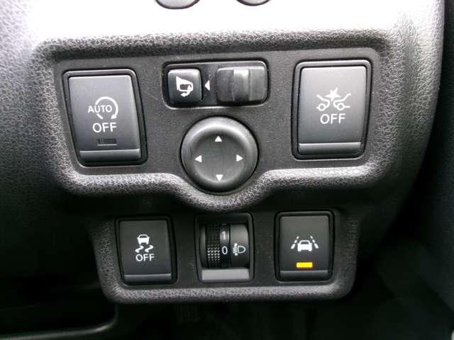 ノート X DIG-S ワンオーナー 当社下取車 純正CD一体型AM/FMチューナー ドライブレコーダー 衝突軽減ブレーキ 踏み間違い防止 車線逸脱警報 オートライト ハイビームアシスト インテリジェントキー オートエアコン(3枚目)