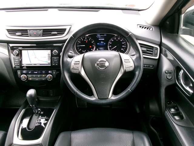 エクストレイル 20X エマージェンシーブレーキパッケージ NissanConnectナビ アラウンドビューモニター オートクルーズコントロール LEDヘッドランプ フォグランプ シートヒーター ルーフレール 衝突軽減ブレーキ 踏み間違い防止 車線逸脱警報(4枚目)