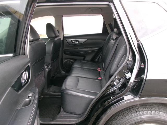 エクストレイル 20X エマージェンシーブレーキパッケージ NissanConnectナビ アラウンドビューモニター オートクルーズコントロール LEDヘッドランプ フォグランプ シートヒーター ルーフレール 衝突軽減ブレーキ 踏み間違い防止 車線逸脱警報(34枚目)