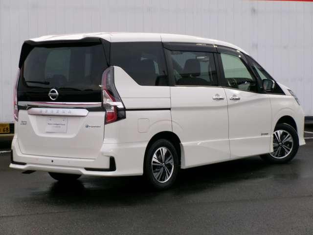 セレナ e-パワー ハイウェイスターV プロパイロット 純正メモリーナビ後席モニターアラウンドビューモニター 両側ハンズフリーオートスライドドア ドライブレコーダー ETC LEDヘッドランプ 衝突軽減ブレーキ 踏み間違い防止 車線逸脱警報(2枚目)