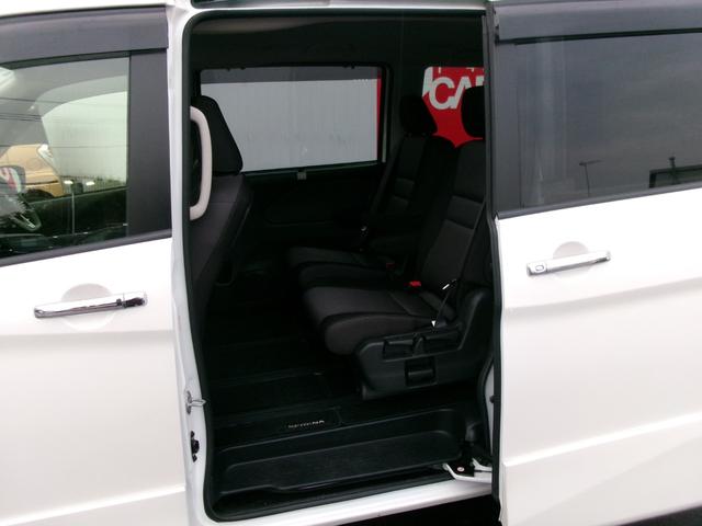 セレナ e-パワー ハイウェイスターV プロパイロット 純正メモリーナビ後席モニターアラウンドビューモニター 両側ハンズフリーオートスライドドア ドライブレコーダー ETC LEDヘッドランプ 衝突軽減ブレーキ 踏み間違い防止 車線逸脱警報(37枚目)