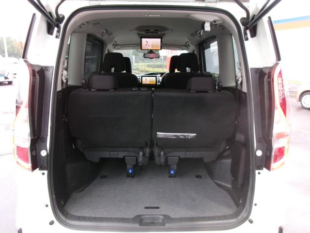 セレナ e-パワー ハイウェイスターV プロパイロット 純正メモリーナビ後席モニターアラウンドビューモニター 両側ハンズフリーオートスライドドア ドライブレコーダー ETC LEDヘッドランプ 衝突軽減ブレーキ 踏み間違い防止 車線逸脱警報(40枚目)