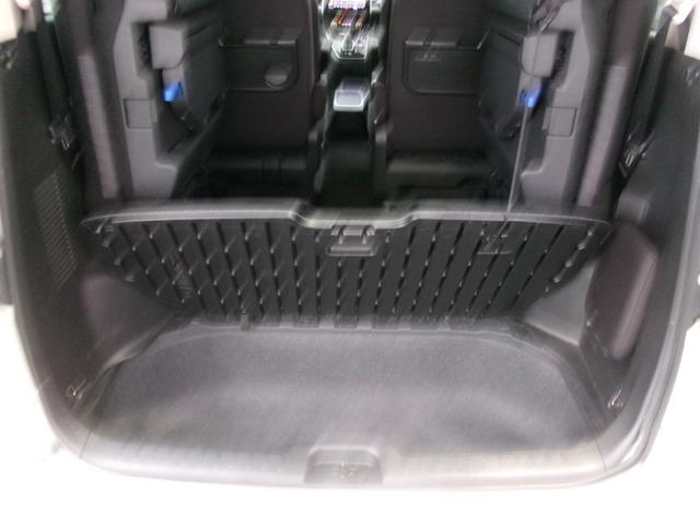 セレナ e-パワー ハイウェイスターV プロパイロット 純正メモリーナビ後席モニターアラウンドビューモニター 両側ハンズフリーオートスライドドア ドライブレコーダー ETC LEDヘッドランプ 衝突軽減ブレーキ 踏み間違い防止 車線逸脱警報(45枚目)