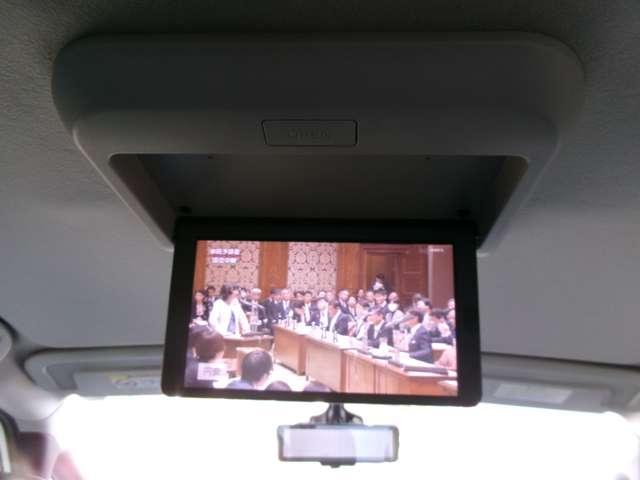 セレナ e-パワー ハイウェイスターV 純正10インチメモリーナビ 後席モニター プロパイロット 両側ハンズフリーオートスライドドア 前後ドライブレコーダー ETC 防水シート 16インチアルミホイール 衝突軽減ブレーキ 踏み間違い防止(12枚目)