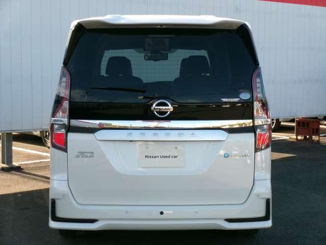 セレナ e-パワー ハイウェイスターV 純正10インチメモリーナビ 後席モニター プロパイロット 両側ハンズフリーオートスライドドア 前後ドライブレコーダー ETC 防水シート 16インチアルミホイール 衝突軽減ブレーキ 踏み間違い防止(15枚目)