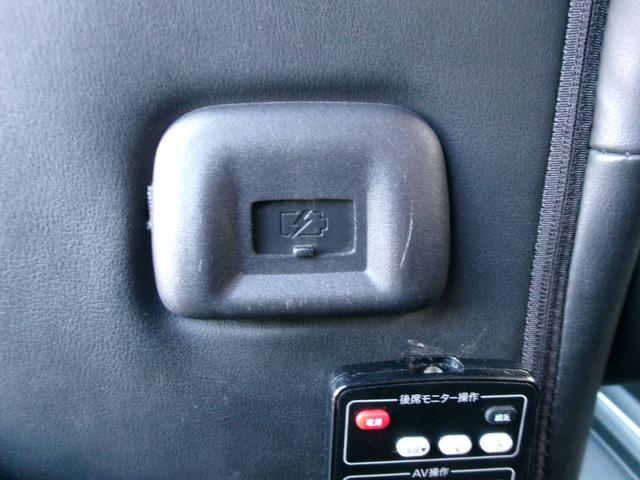 セレナ e-パワー ハイウェイスターV 純正10インチメモリーナビ 後席モニター プロパイロット 両側ハンズフリーオートスライドドア 前後ドライブレコーダー ETC 防水シート 16インチアルミホイール 衝突軽減ブレーキ 踏み間違い防止(38枚目)