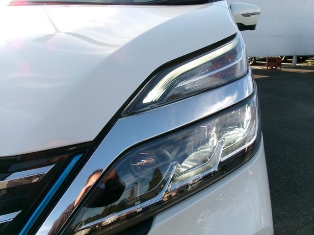 セレナ e-パワー ハイウェイスターV 純正10インチメモリーナビ 後席モニター プロパイロット 両側ハンズフリーオートスライドドア 前後ドライブレコーダー ETC 防水シート 16インチアルミホイール 衝突軽減ブレーキ 踏み間違い防止(50枚目)