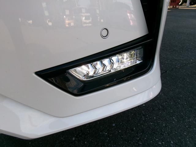 セレナ e-パワー ハイウェイスターV 純正10インチメモリーナビ 後席モニター プロパイロット 両側ハンズフリーオートスライドドア 前後ドライブレコーダー ETC 防水シート 16インチアルミホイール 衝突軽減ブレーキ 踏み間違い防止(51枚目)