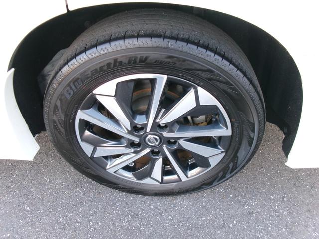 セレナ e-パワー ハイウェイスターV 純正10インチメモリーナビ 後席モニター プロパイロット 両側ハンズフリーオートスライドドア 前後ドライブレコーダー ETC 防水シート 16インチアルミホイール 衝突軽減ブレーキ 踏み間違い防止(53枚目)