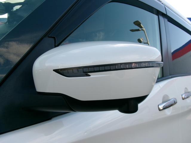 セレナ e-パワー ハイウェイスターV 純正10インチメモリーナビ 後席モニター プロパイロット 両側ハンズフリーオートスライドドア 前後ドライブレコーダー ETC 防水シート 16インチアルミホイール 衝突軽減ブレーキ 踏み間違い防止(61枚目)