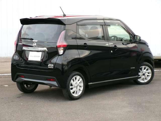 デイズ ハイウェイスター　Ｘ　純正メモリーナビ　アラウンドビューモニター　ドライブレコーダー　ＥＴＣ　Ｂｌｕｅｔｏｏｔｈ　フルセグＴＶ　ＬＥＤヘッドランプ　フォグランプ　オートライト　衝突軽減ブレーキ　踏み間違い防止　車線逸脱警報（2枚目）