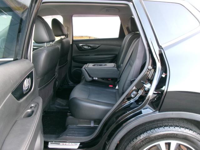 エクストレイル ２０Ｘ　ＮｉｓｓａｎＣｏｎｎｅｃｔナビ　プロパイロット　７人乗り　アラウンドビューモニター　リモコンオートバックドア　ＬＥＤヘッドランプ　インテリジェントルームミラー　パーキングアシスト　衝突軽減ブレーキ（36枚目）