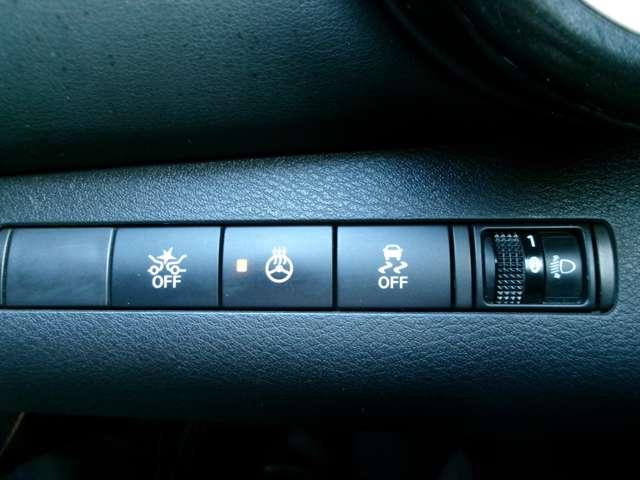 キックス Ｘ　プロパイロット　純正ナビ　アラウンドビューモニター　インテリジェントルームミラー　ステアリング・シートヒーター　寒冷地仕様　前後ドライブレコーダーＥＴＣ　衝突軽減ブレーキ　踏み間違い防止　車線逸脱警報（3枚目）