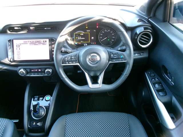 キックス Ｘ　プロパイロット　純正ナビ　アラウンドビューモニター　インテリジェントルームミラー　ステアリング・シートヒーター　寒冷地仕様　前後ドライブレコーダーＥＴＣ　衝突軽減ブレーキ　踏み間違い防止　車線逸脱警報（4枚目）