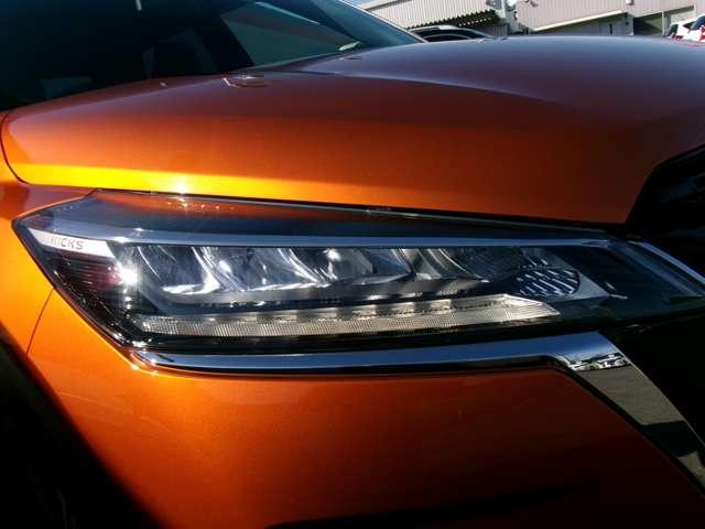 キックス Ｘ　プロパイロット　純正ナビ　アラウンドビューモニター　インテリジェントルームミラー　ステアリング・シートヒーター　寒冷地仕様　前後ドライブレコーダーＥＴＣ　衝突軽減ブレーキ　踏み間違い防止　車線逸脱警報（18枚目）