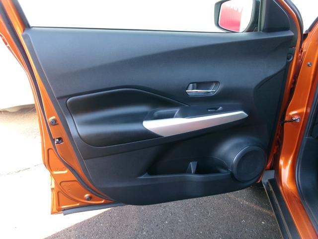 キックス Ｘ　プロパイロット　純正ナビ　アラウンドビューモニター　インテリジェントルームミラー　ステアリング・シートヒーター　寒冷地仕様　前後ドライブレコーダーＥＴＣ　衝突軽減ブレーキ　踏み間違い防止　車線逸脱警報（50枚目）