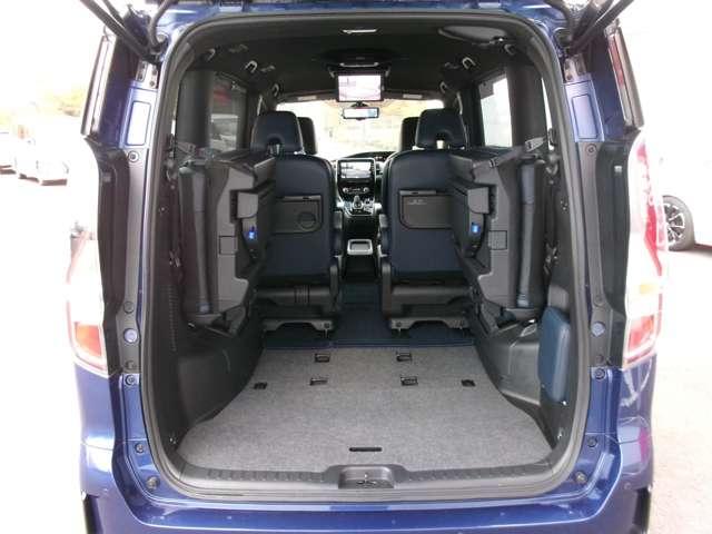 セレナ e-パワー オーテック スポーツスペック プロパイロット 後席フリップダウンモニター 純正10インチメモリーナビ アラウンドビューモニター インテリジェントルームミラー ETC 前後ドライブレコーダー 専用ボディ補強 専用サスペンション(14枚目)