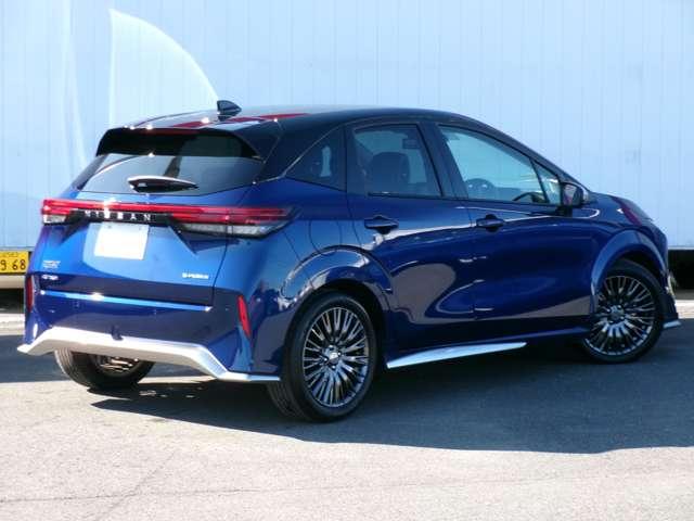 オーラ オーテック　ＮｉｓｓａｎＣｏｎｎｅｃｔナビ　　プロパイロット　　ＢＯＳＥパーソナルプラスサウンドシステム　運転席パワーシート　ステアリング・シートヒーター　アラウンドビューモニター　ＥＴＣ２．０　専用エクステリア（2枚目）