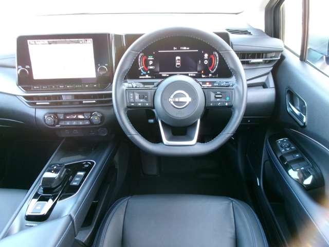 オーラ オーテック　ＮｉｓｓａｎＣｏｎｎｅｃｔナビ　　プロパイロット　　ＢＯＳＥパーソナルプラスサウンドシステム　運転席パワーシート　ステアリング・シートヒーター　アラウンドビューモニター　ＥＴＣ２．０　専用エクステリア（4枚目）