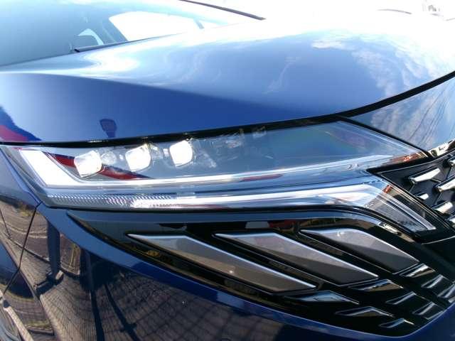 オーラ オーテック　ＮｉｓｓａｎＣｏｎｎｅｃｔナビ　　プロパイロット　　ＢＯＳＥパーソナルプラスサウンドシステム　運転席パワーシート　ステアリング・シートヒーター　アラウンドビューモニター　ＥＴＣ２．０　専用エクステリア（17枚目）