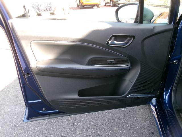 オーラ オーテック　ＮｉｓｓａｎＣｏｎｎｅｃｔナビ　　プロパイロット　　ＢＯＳＥパーソナルプラスサウンドシステム　運転席パワーシート　ステアリング・シートヒーター　アラウンドビューモニター　ＥＴＣ２．０　専用エクステリア（54枚目）