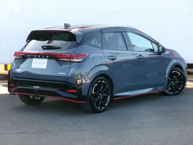 オーラ ニスモ　ＮｉｓｓａｎＣｏｎｎｅｃｔナビ　プロパイロット　ＢＯＳＥパーソナルプラスサウンド　運転席パワーシート　ステアリング・シートヒーター　アラウンドビューモニター　ドライブレコーダー　ＥＴＣ２．０（2枚目）