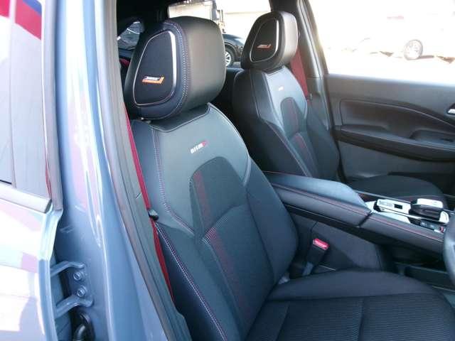 オーラ ニスモ　ＮｉｓｓａｎＣｏｎｎｅｃｔナビ　プロパイロット　ＢＯＳＥパーソナルプラスサウンド　運転席パワーシート　ステアリング・シートヒーター　アラウンドビューモニター　ドライブレコーダー　ＥＴＣ２．０（12枚目）