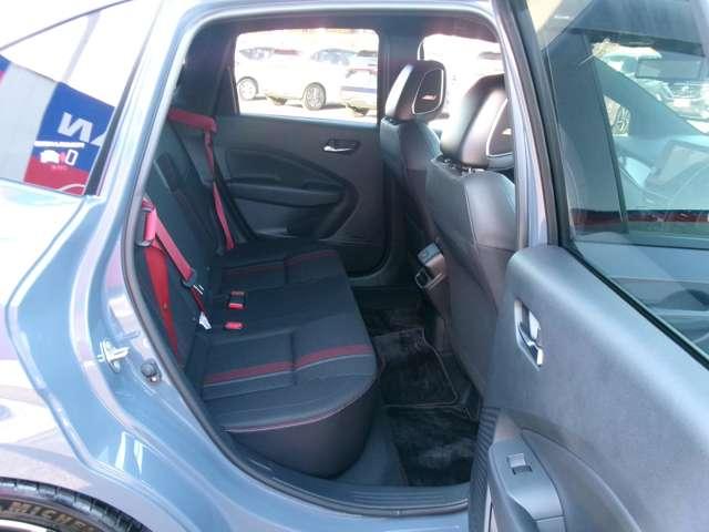 オーラ ニスモ　ＮｉｓｓａｎＣｏｎｎｅｃｔナビ　プロパイロット　ＢＯＳＥパーソナルプラスサウンド　運転席パワーシート　ステアリング・シートヒーター　アラウンドビューモニター　ドライブレコーダー　ＥＴＣ２．０（13枚目）