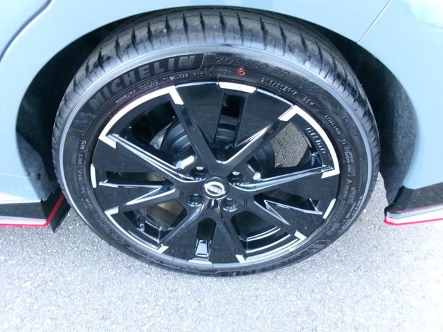 オーラ ニスモ　ＮｉｓｓａｎＣｏｎｎｅｃｔナビ　プロパイロット　ＢＯＳＥパーソナルプラスサウンド　運転席パワーシート　ステアリング・シートヒーター　アラウンドビューモニター　ドライブレコーダー　ＥＴＣ２．０（48枚目）