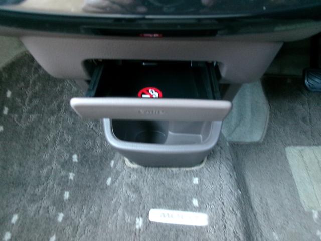 モコ ドルチェX 純正メモリーナビ バックカメラ メッキグリル バイキセノンヘッドランプ オートライト フォグランプ LEDリヤコンビランプ 専用シート地 本革巻ステアリング オートエアコン インテリジェントキー(10枚目)