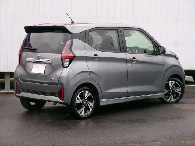 デイズ ハイウェイスター　Ｇターボプロパイロットエディション　純正メモリーナビ　プロパイロット　アラウンドビューモニター　ドライブレコーダー　ＥＴＣ　ＵＳＢポート　ＬＥＤヘッドランプ　フォグランプ　オートライト　衝突軽減ブレーキ　踏み間違い防止　車線逸脱警報（2枚目）