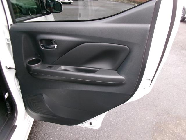 デイズ ハイウェイスター　Ｇターボプロパイロットエディション　純正メモリーナビ　プロパイロット　アラウンドビューモニター　ドライブレコーダー　　ＥＴＣ　ＵＳＢポート　ＬＥＤヘッドラン　プ　フォグランプ　オートライト　衝突軽減ブレーキ　踏み間違い防止　車線逸脱警報（50枚目）