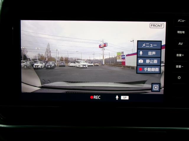 オーラ オーテック　スポーツスペック　純正メモリーナビ　アラウンドビューモニター　ステアリング　シートヒーター　インテリジェントルームミラー　運転席パワーシート　専用チューニングコンピューター　専用サスペンション　パフォーマンスダンパー（27枚目）