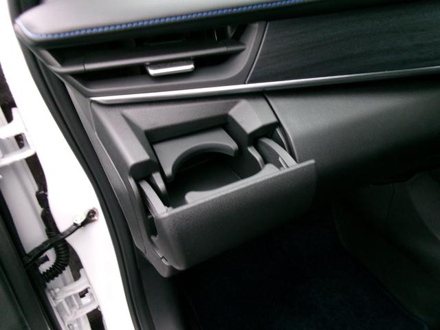 オーラ オーテック　スポーツスペック　純正メモリーナビ　アラウンドビューモニター　ステアリング　シートヒーター　インテリジェントルームミラー　運転席パワーシート　専用チューニングコンピューター　専用サスペンション　パフォーマンスダンパー（34枚目）