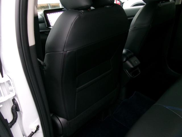 オーラ オーテック　スポーツスペック　純正メモリーナビ　アラウンドビューモニター　ステアリング　シートヒーター　インテリジェントルームミラー　運転席パワーシート　専用チューニングコンピューター　専用サスペンション　パフォーマンスダンパー（35枚目）