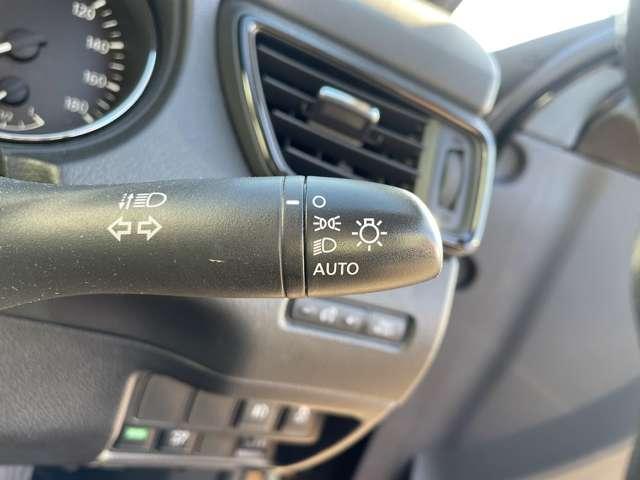 エクストレイル 2.0 20S 2列車 4WD ナビTV/バックカメラ/社外LEDライト(15枚目)