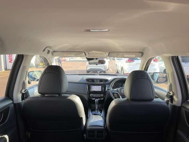 エクストレイル 2.0 20S 2列車 4WD ナビTV/バックカメラ/社外LEDライト(19枚目)