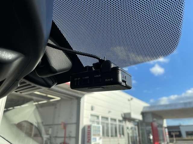 ノート １．２　ｅ－ＰＯＷＥＲ　Ｘ　ナビＴＶ／ＥＴＣ／アラウンドビュー／ドラレコ（17枚目）