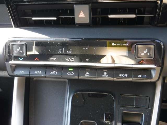 ランディ ハイブリッドG 寒冷地仕様 3列シート 両側電動スライドドア 4WD シートヒーター オートクルーズコントロール ソナー 衝突軽減(10枚目)
