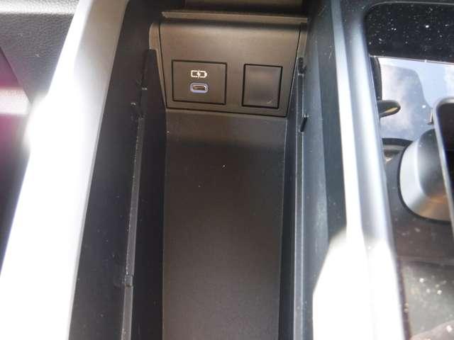 ランディ ハイブリッドG 寒冷地仕様 3列シート 両側電動スライドドア 4WD シートヒーター オートクルーズコントロール ソナー 衝突軽減(12枚目)