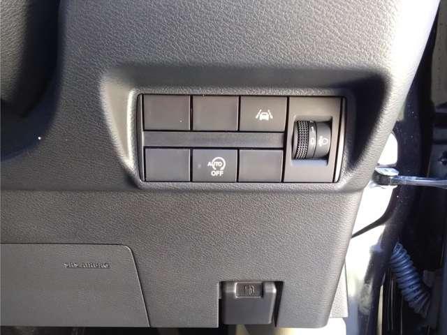 ｅＫワゴン Ｇ　スマートキー・　シートヒータ　前後誤発進抑制機能　横滑り防止機能　４ＷＤ　スマートキー　バックカメラ　ベンチシート　アイドリングストップ（16枚目）