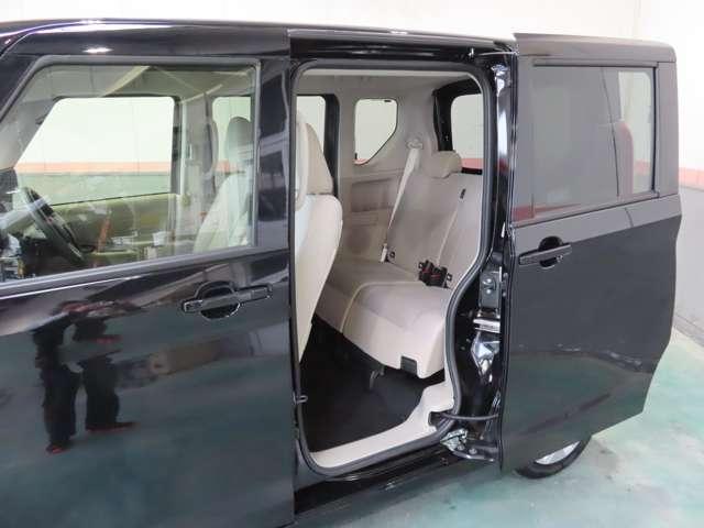 eKスペース M メモリーナビ・ドライブレコーダー パーキングセンサー フルセグTV デュアルエアバッグ LED バックモニター キーレスエントリーシステム 盗難防止装置 シートヒーター パワーウインドウ メモリーナビ(7枚目)