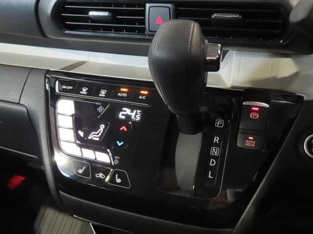 デリカミニ G プレミアム デジタルルームミラー マイパイロット バックモニター サイドカメラ フロントカメラ LEDヘッドライト 4WD クルーズコントロール アルミホイール シートヒーター スマートキー オートエアコン(17枚目)