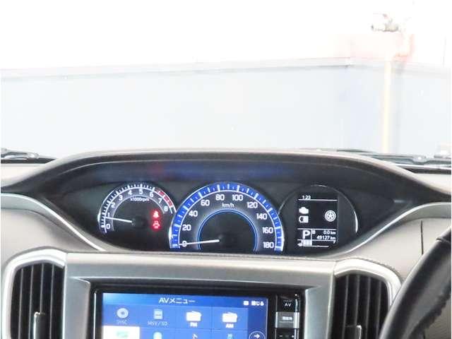 デリカD:2 ハイブリッドMZ 全方位カメラパッケージ メモリーナビ 衝突軽減装置 両側自動ドア コーナーセンサー クルコン アイドリングストップ アルミホイール シートヒーター スマートキー バックカメラ ETC メモリーナビ(12枚目)