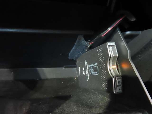 デリカD:2 ハイブリッドMZ 全方位カメラパッケージ メモリーナビ 衝突軽減装置 両側自動ドア コーナーセンサー クルコン アイドリングストップ アルミホイール シートヒーター スマートキー バックカメラ ETC メモリーナビ(15枚目)