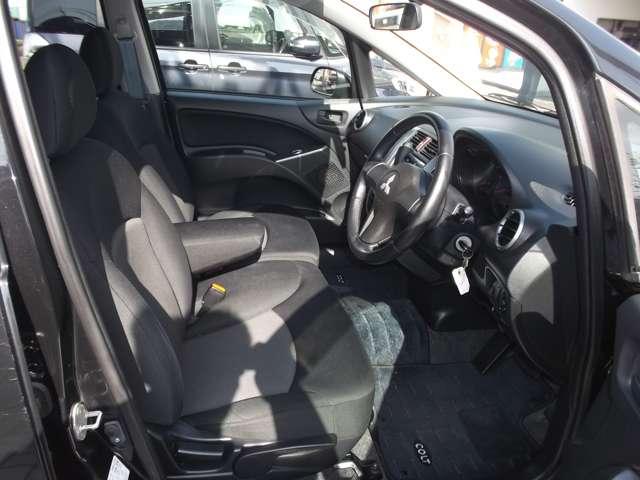 コルト クールベリー イクリプスメモリ-ナビ ブラック内装 音楽CD DVD再生 フルセグTV ETC キ-レス オ-トエアコン コラムCVT ア-ムレスト付ベンチシ-ト ハイコントラストメ-タ- ワンオ-ナ-車☆(10枚目)