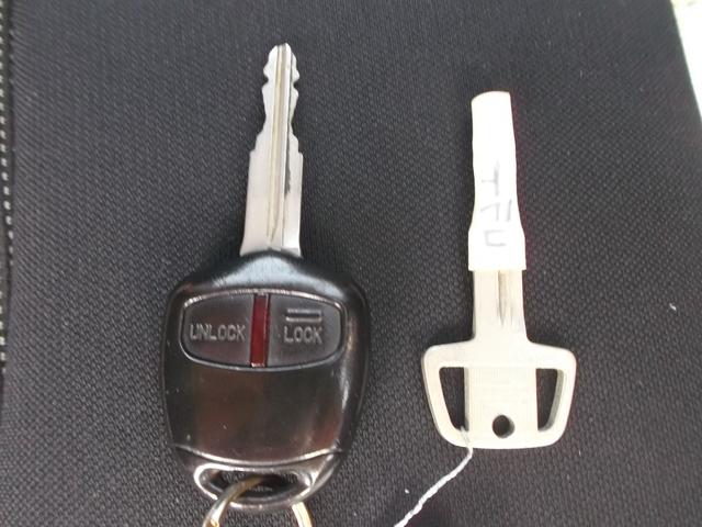 コルト クールベリー イクリプスメモリ-ナビ ブラック内装 音楽CD DVD再生 フルセグTV ETC キ-レス オ-トエアコン コラムCVT ア-ムレスト付ベンチシ-ト ハイコントラストメ-タ- ワンオ-ナ-車☆(55枚目)